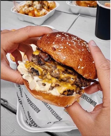 Burger & Beyond