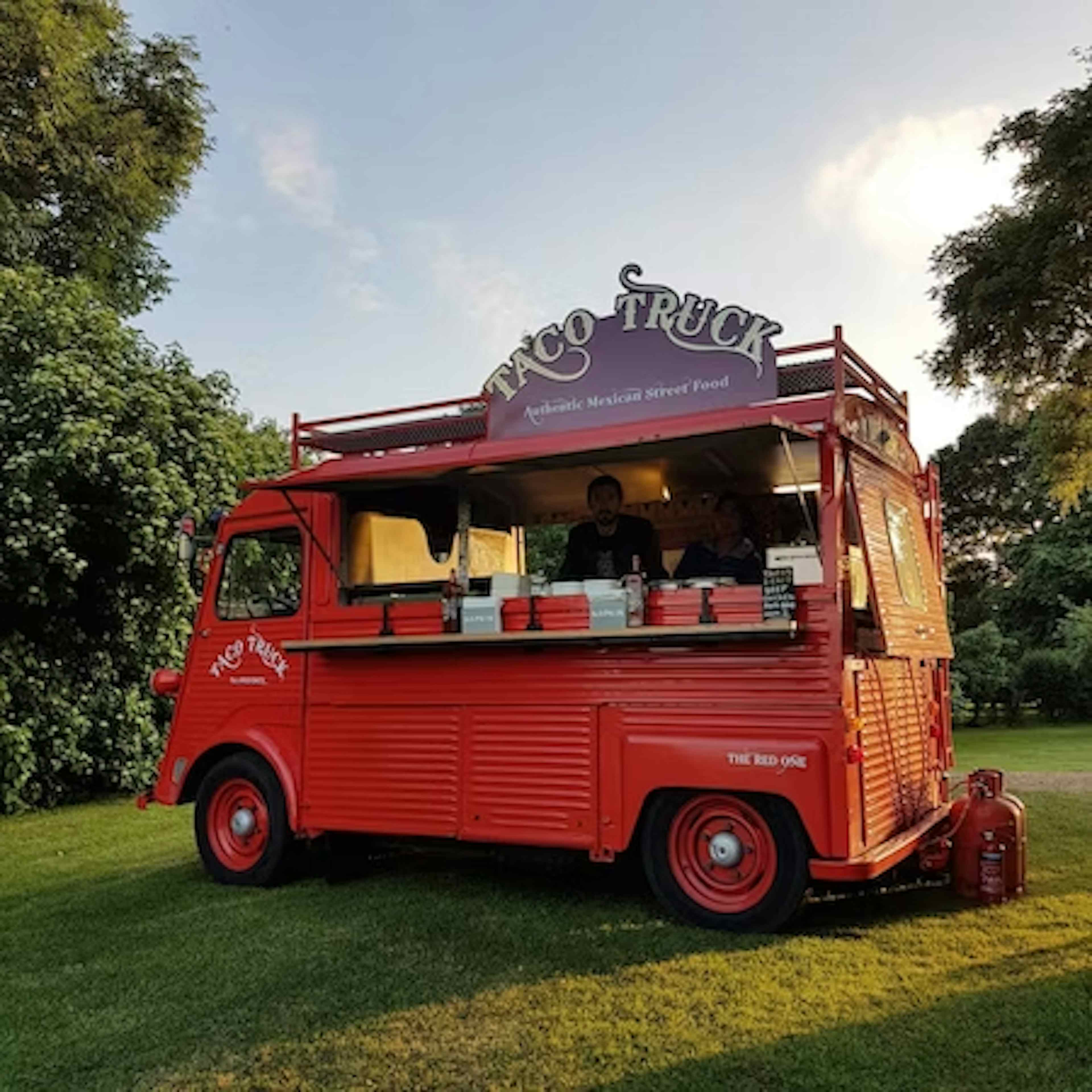 wedding_foodtruck_taco_truck