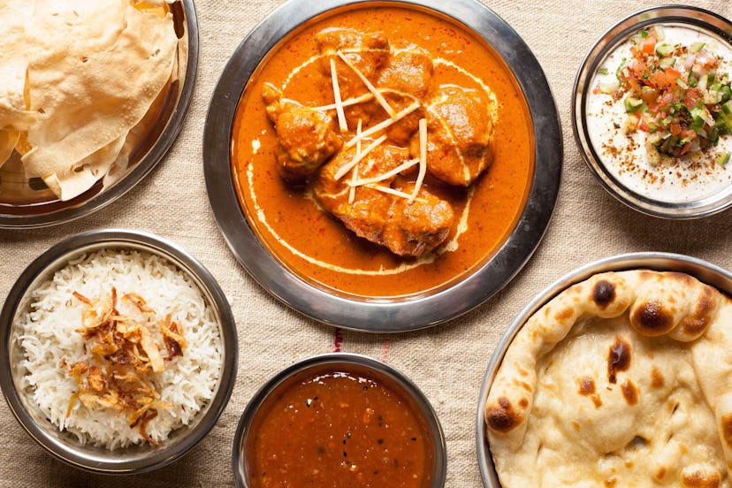 5 dishes of Indian food