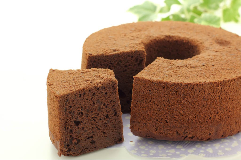 Japanese Chocolate Cake An Easy To Make CloudLike Confection