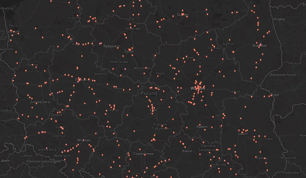 Map of Poland showing TollTracker coverage: speed cameras, average-speed sections and red-light cameras