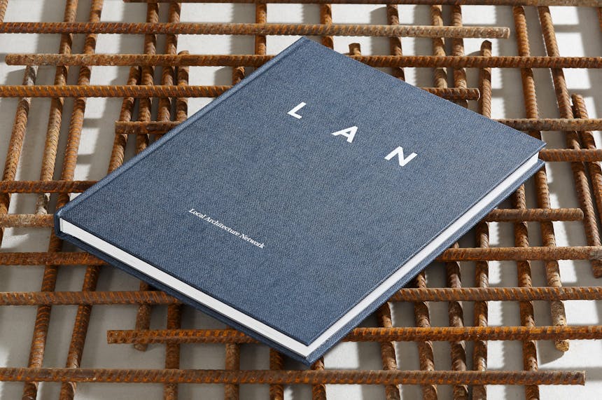 LAN Architecture / Book agence