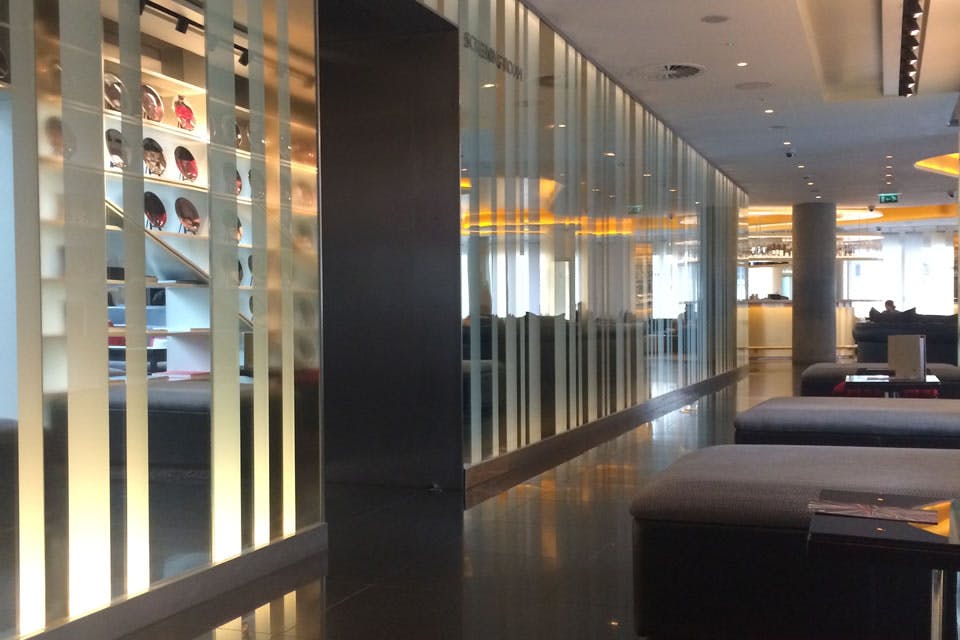 "Decorative Glass Partitions at W Hotel London"