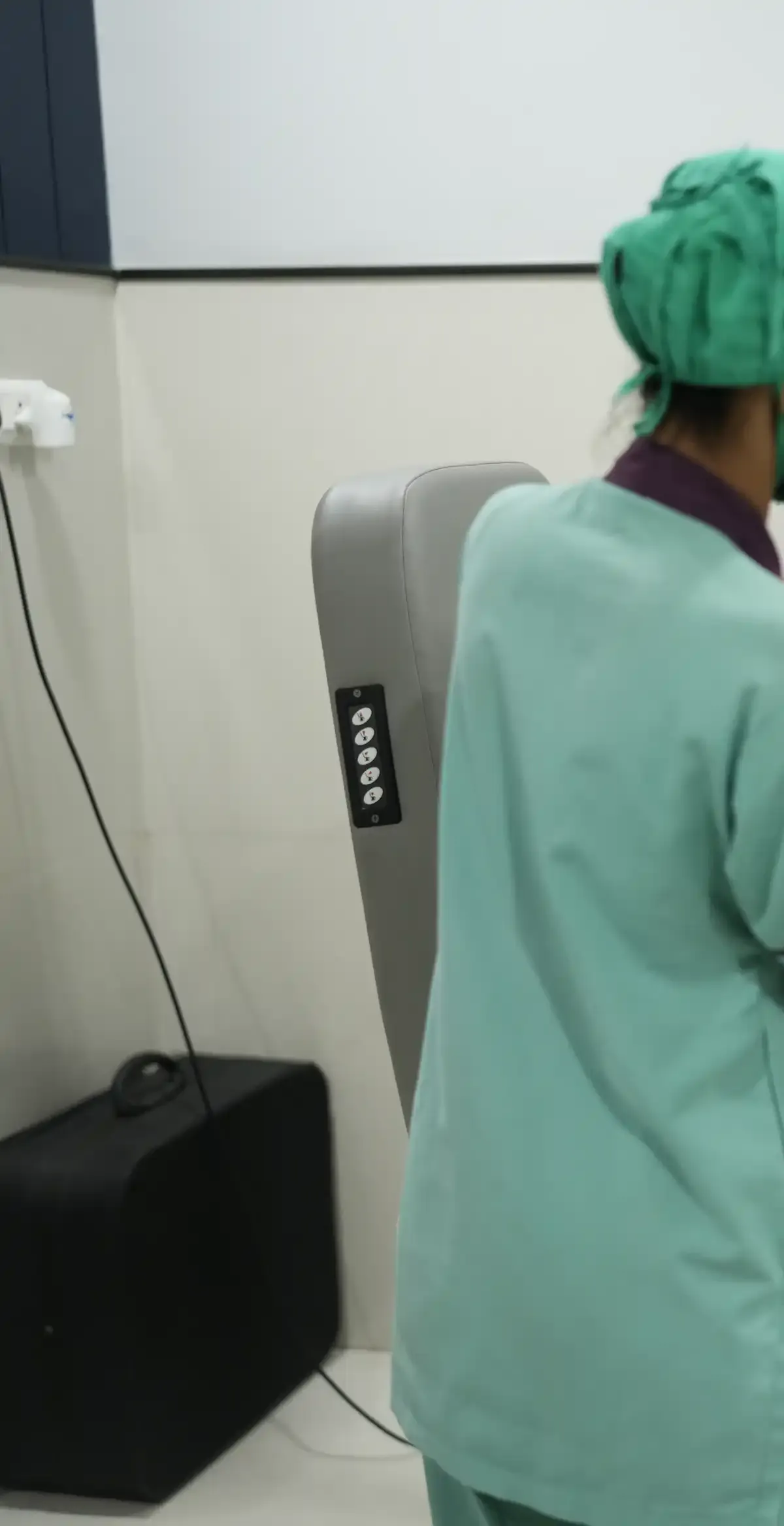 Doctor with patient during treatment