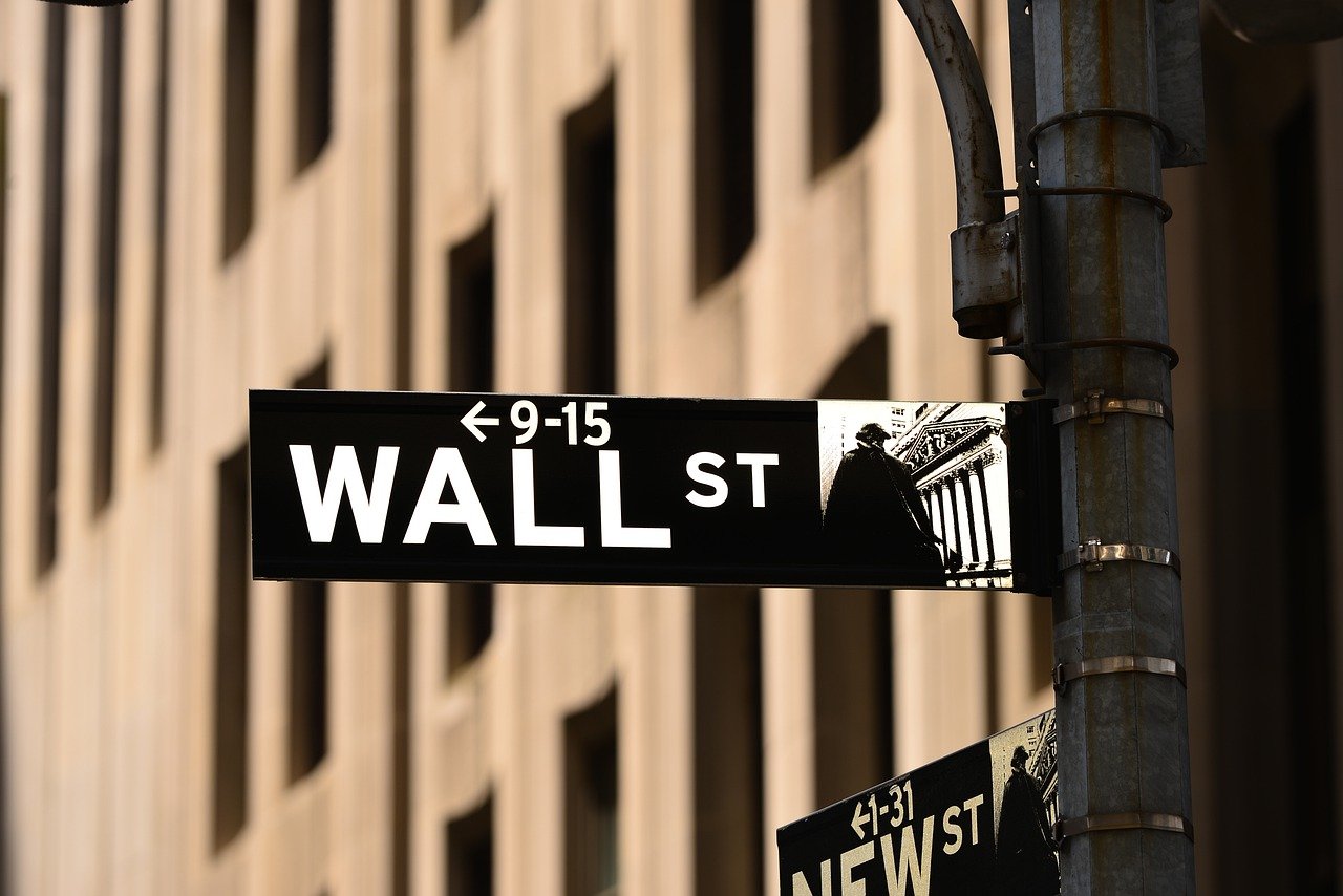 Wall Street Takes a Break After Records