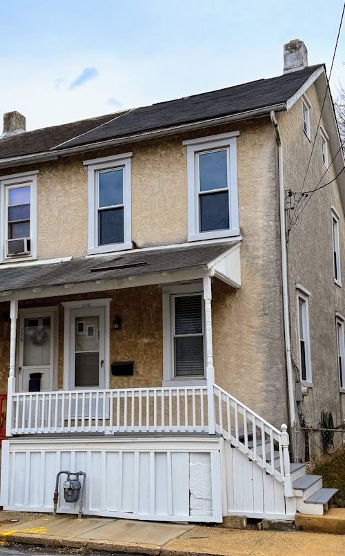 Exterior of 228 Mary St, Downingtown, PA 19335