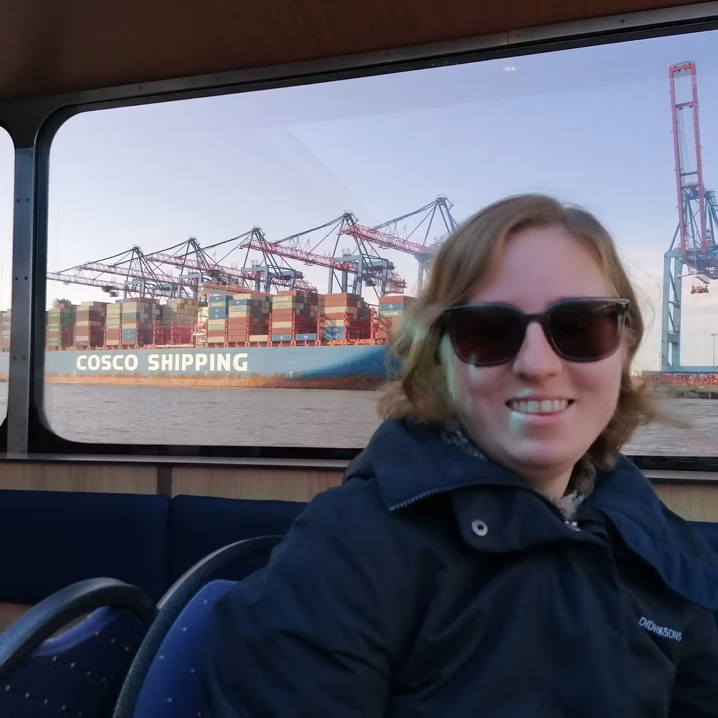 Nicole op een boot