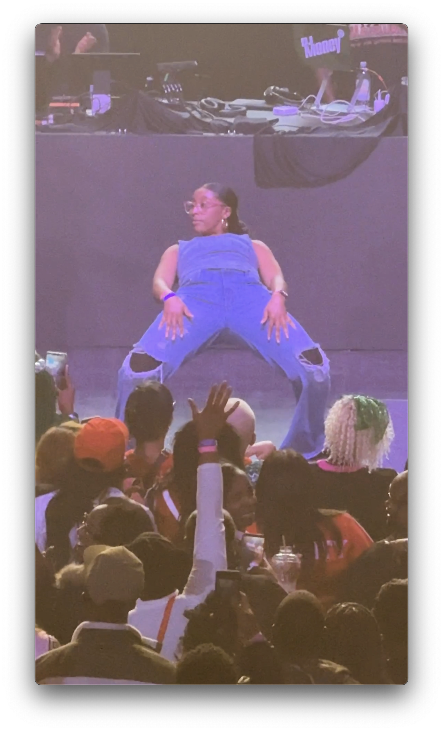 Trap Karaoke® on Instagram: "Cant twerk your way out of this one. We challenged her. She did not disappoint😭"