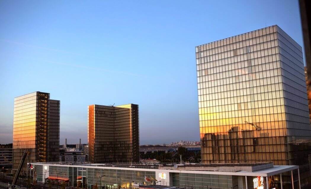 Architecture des années 90 - Bibliothèque Nationale de France