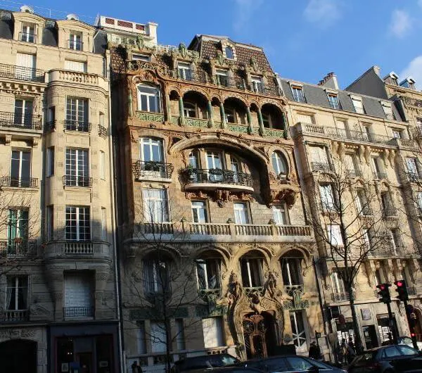 Immeuble de style Art Nouveau à Paris