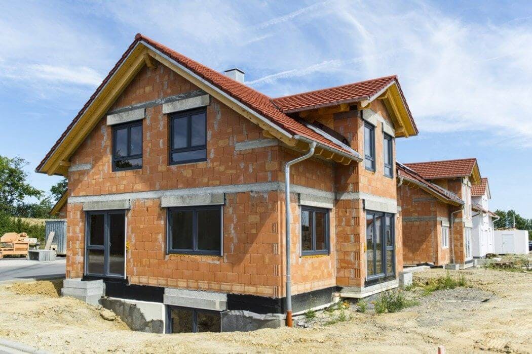 Comment se déroule la construction d'une maison en bois