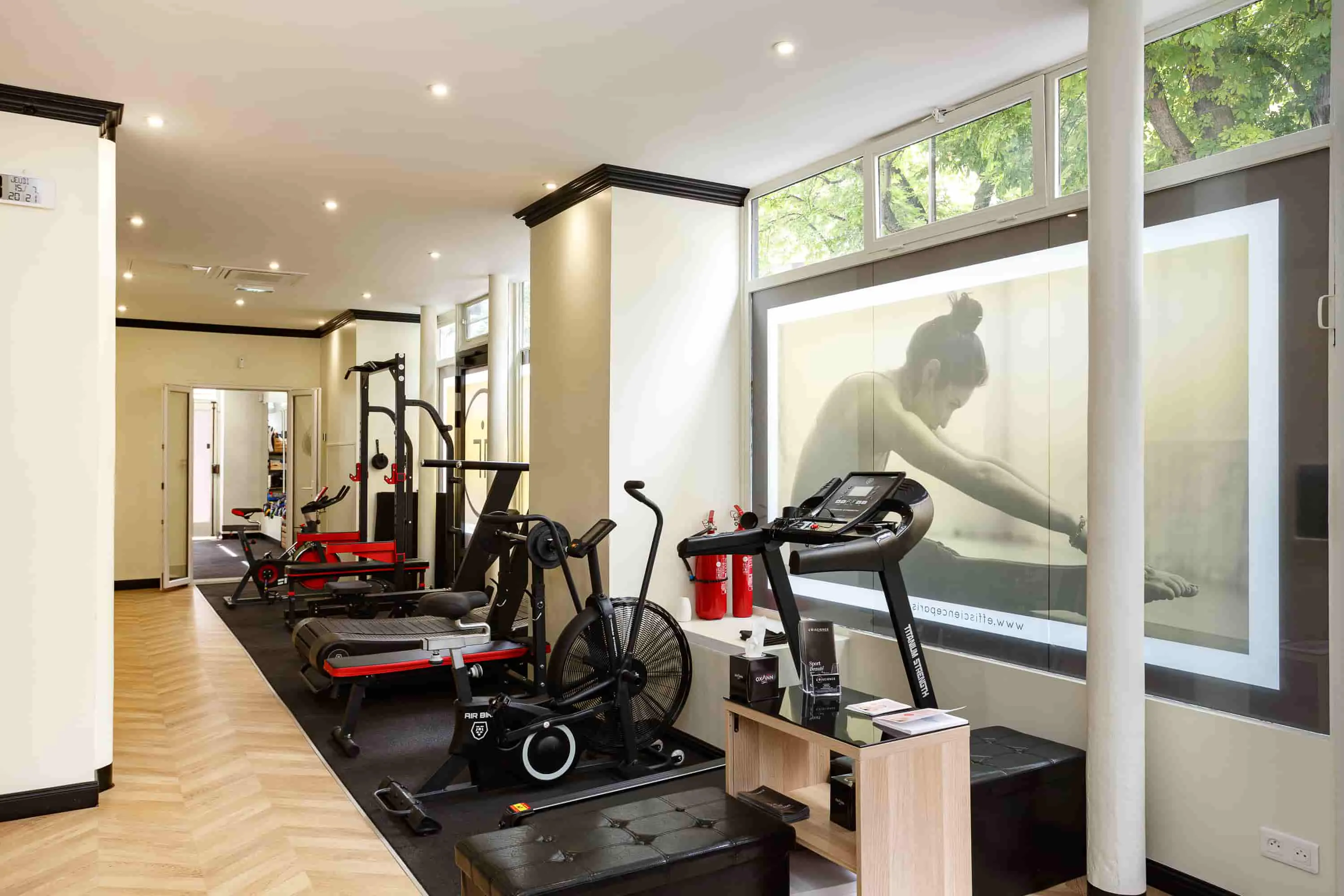 Salle de sport espace musculation et cardio