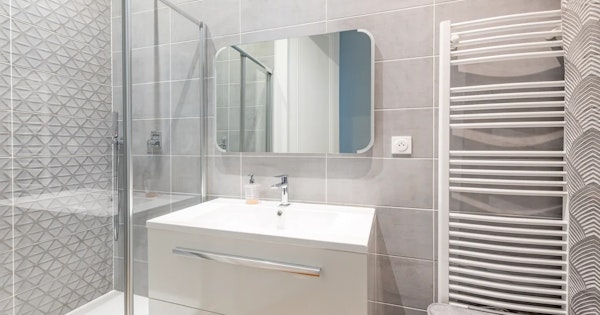 Exemple devis rénovation salle de bain de 7 m² :