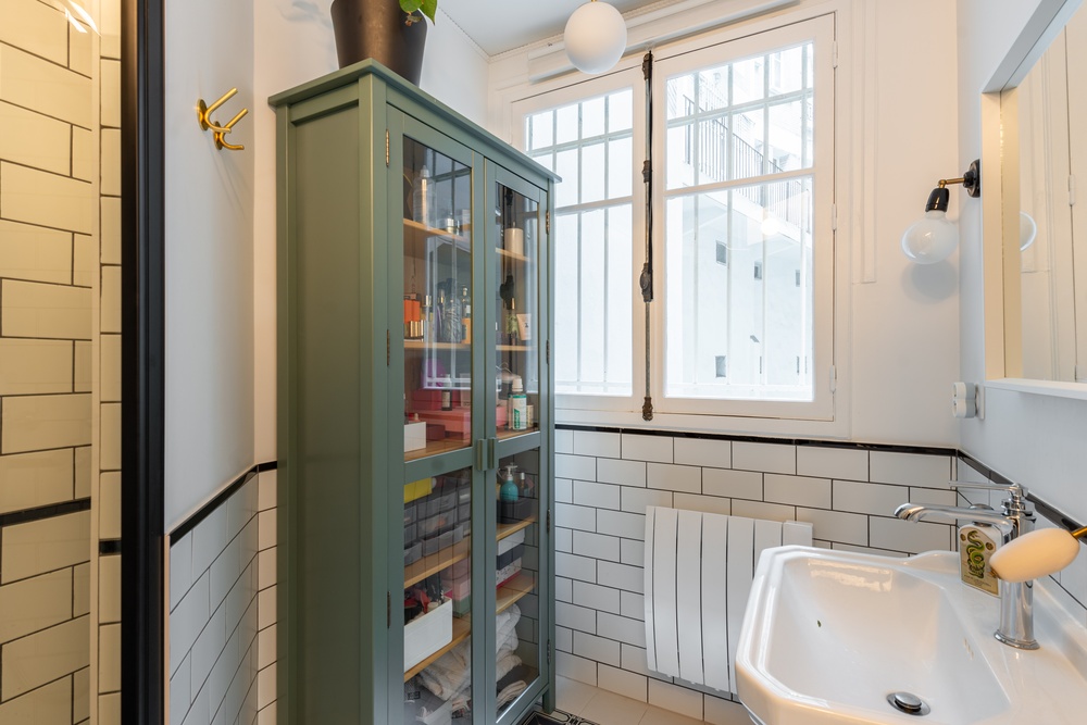 Rénovation appartement Paris 18 - Meuble salle de bain