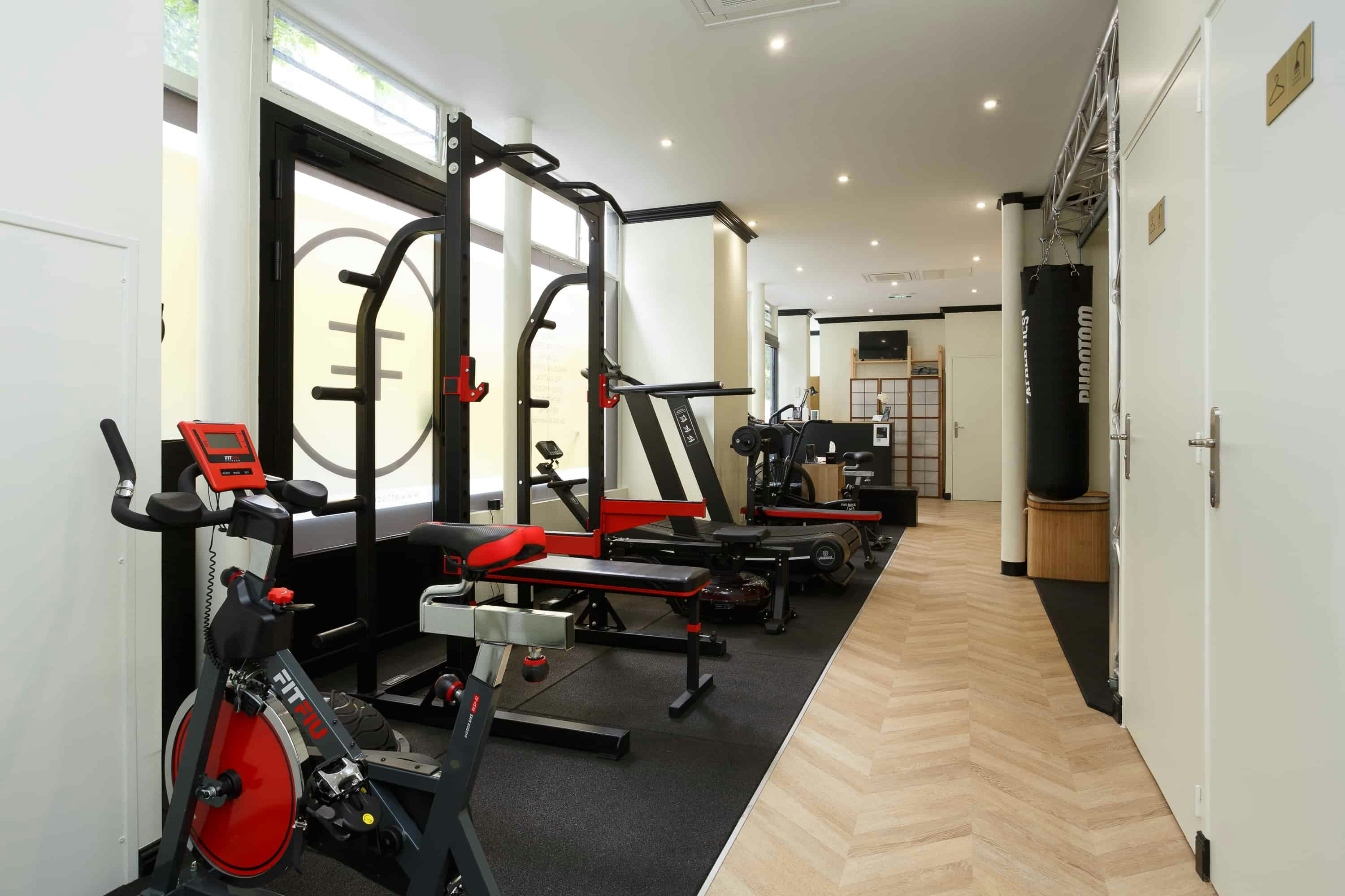 Musculation Maison : Les meilleurs équipements pour remplacer la salle de  sport à la maison - GoFitnessPlan