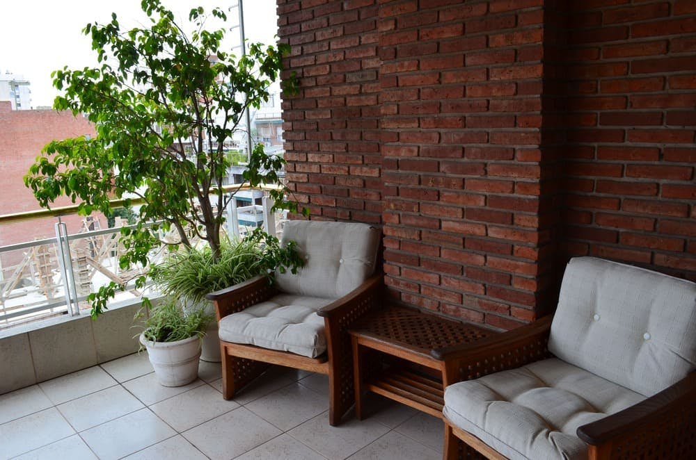 balcon plante haute fauteuils