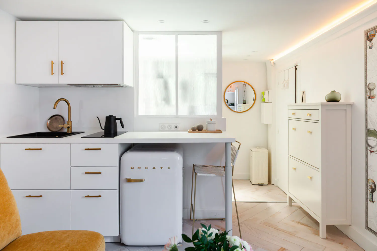 Rénovation appartement Paris 2 - Coin cuisine ouverte.