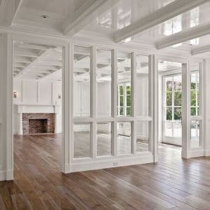 Verriere interieur en bois