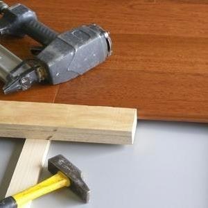 Pose de parquet cloué