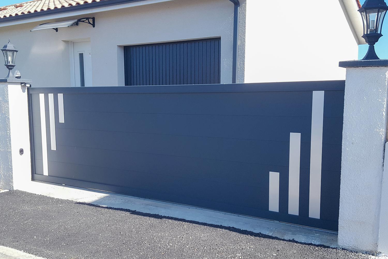 Portail en aluminium