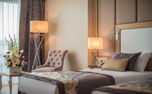 Travaux de rénovation et aménagement d'un hôtel