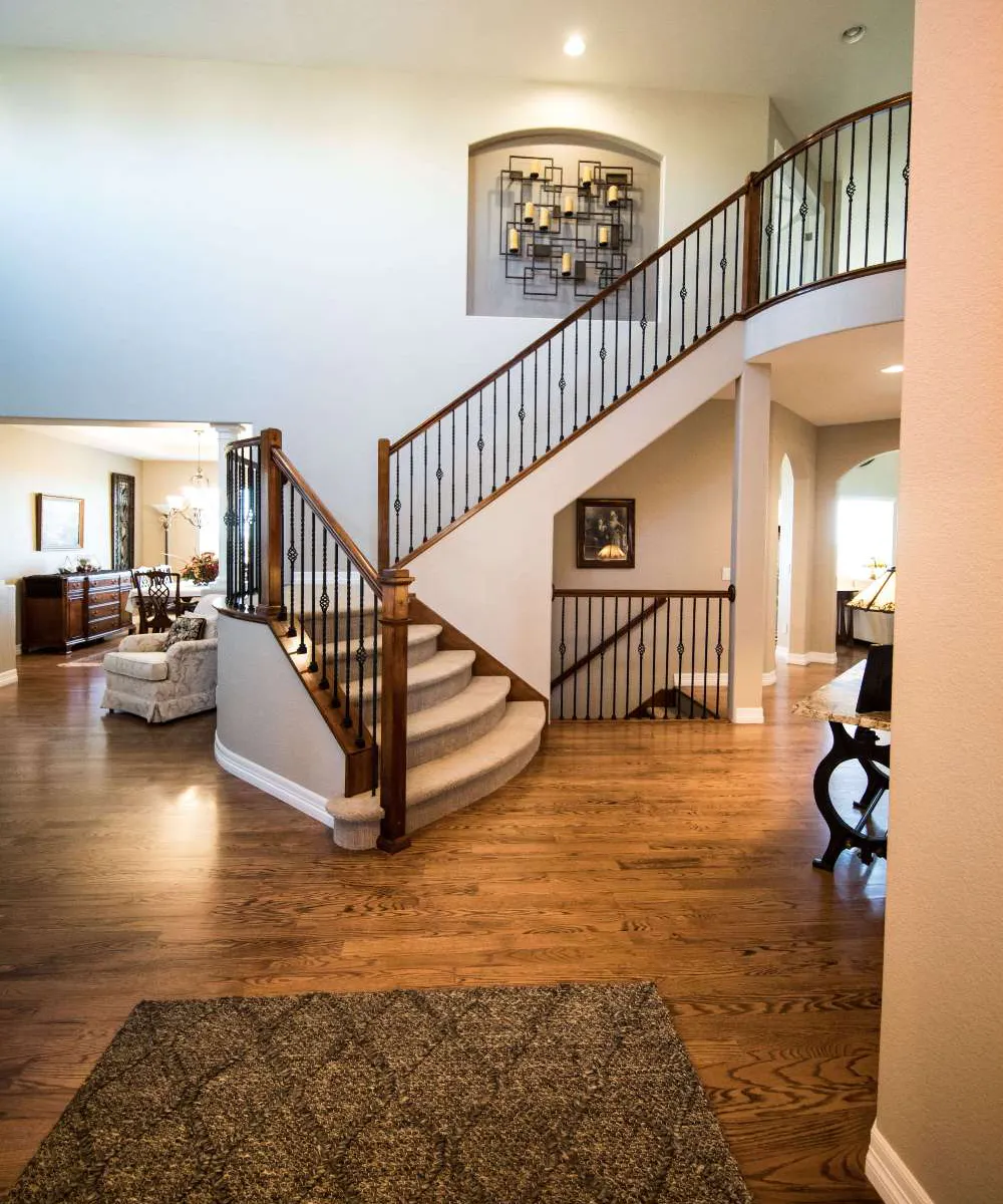 rénovation maison escalier parquet bois