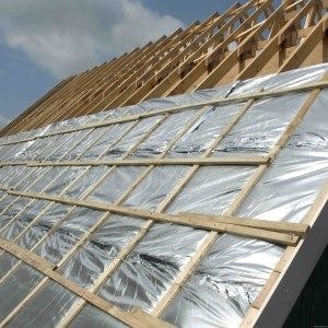 Isoler une toiture par l'extérieur avec du polyuréthane