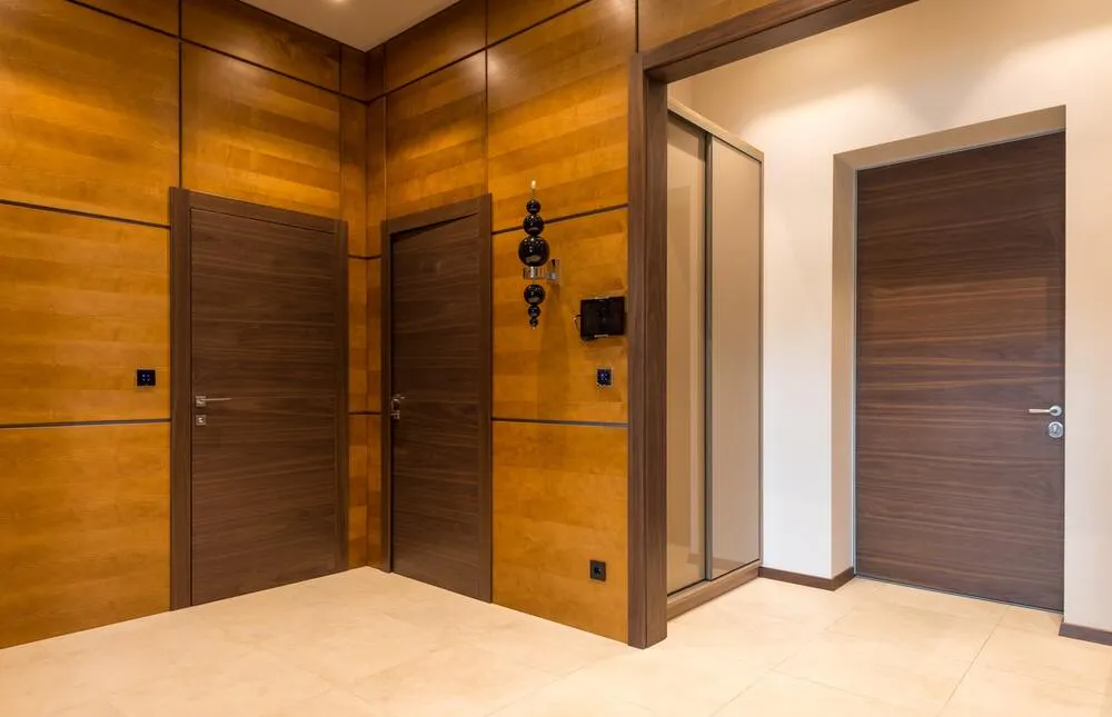 portes d’intérieur opaques bois