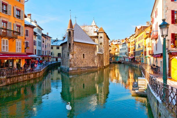 Photo de la ville d'Annecy pour une rénovation de maison