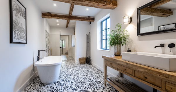 Exemple de devis : prix rénovation salle de bain 10m²