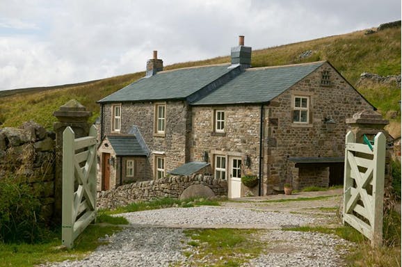 Maison en pierre avec extension