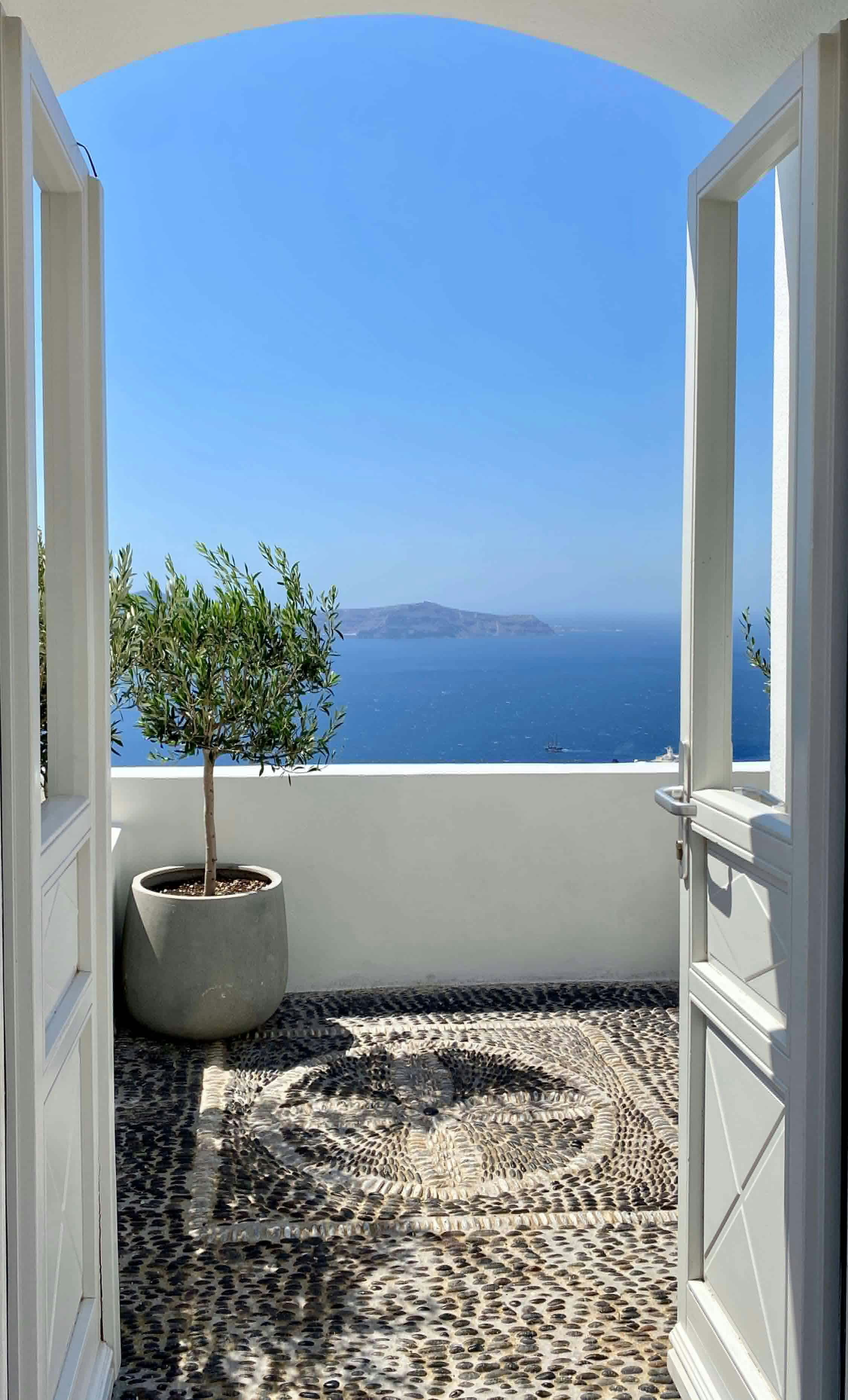 balcon ciel bleu mer plante