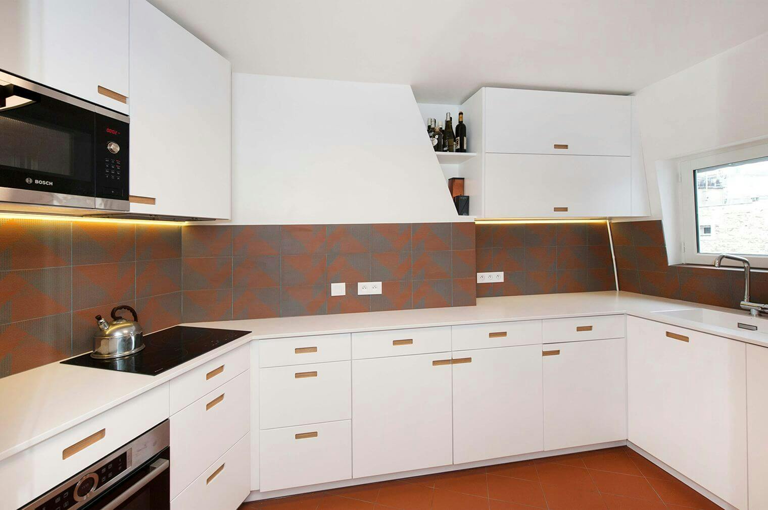 Rénovation cuisine avec meubles sur-mesure