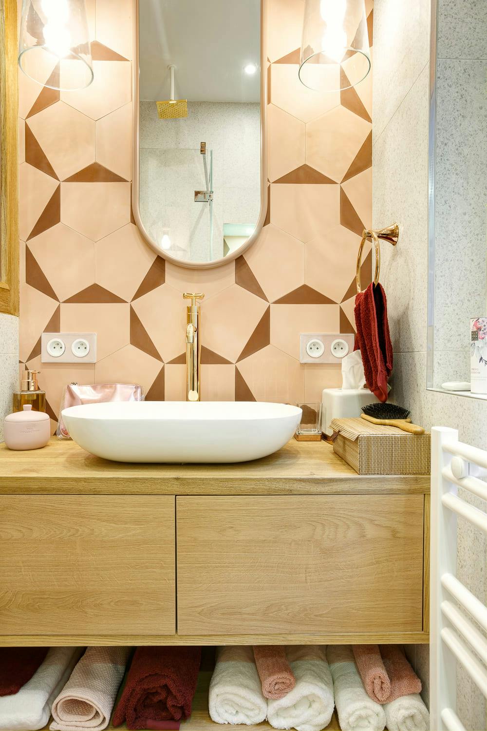 Bains & Déco - Porte-serviettes design pour la salle de bains