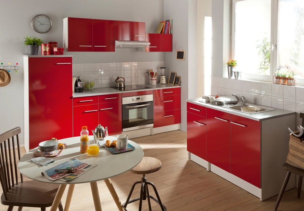 cuisine Conforama coloris rouge