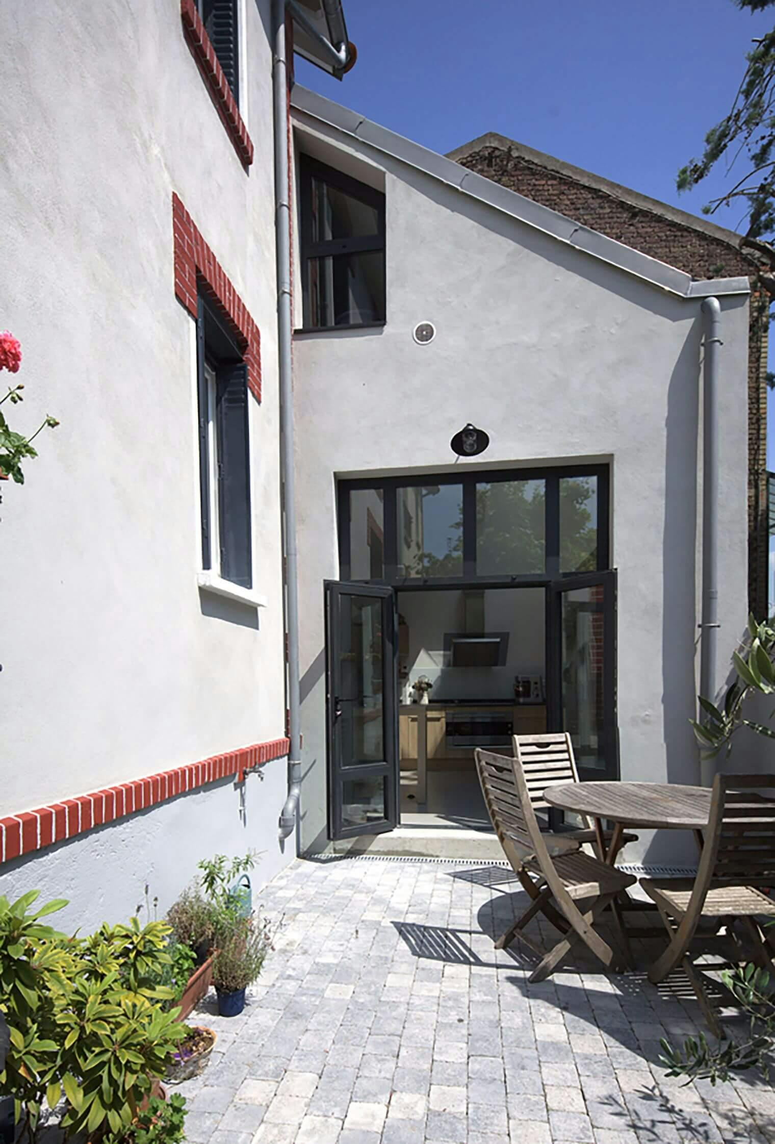Extension contemporaine - Vue depuis terrasse