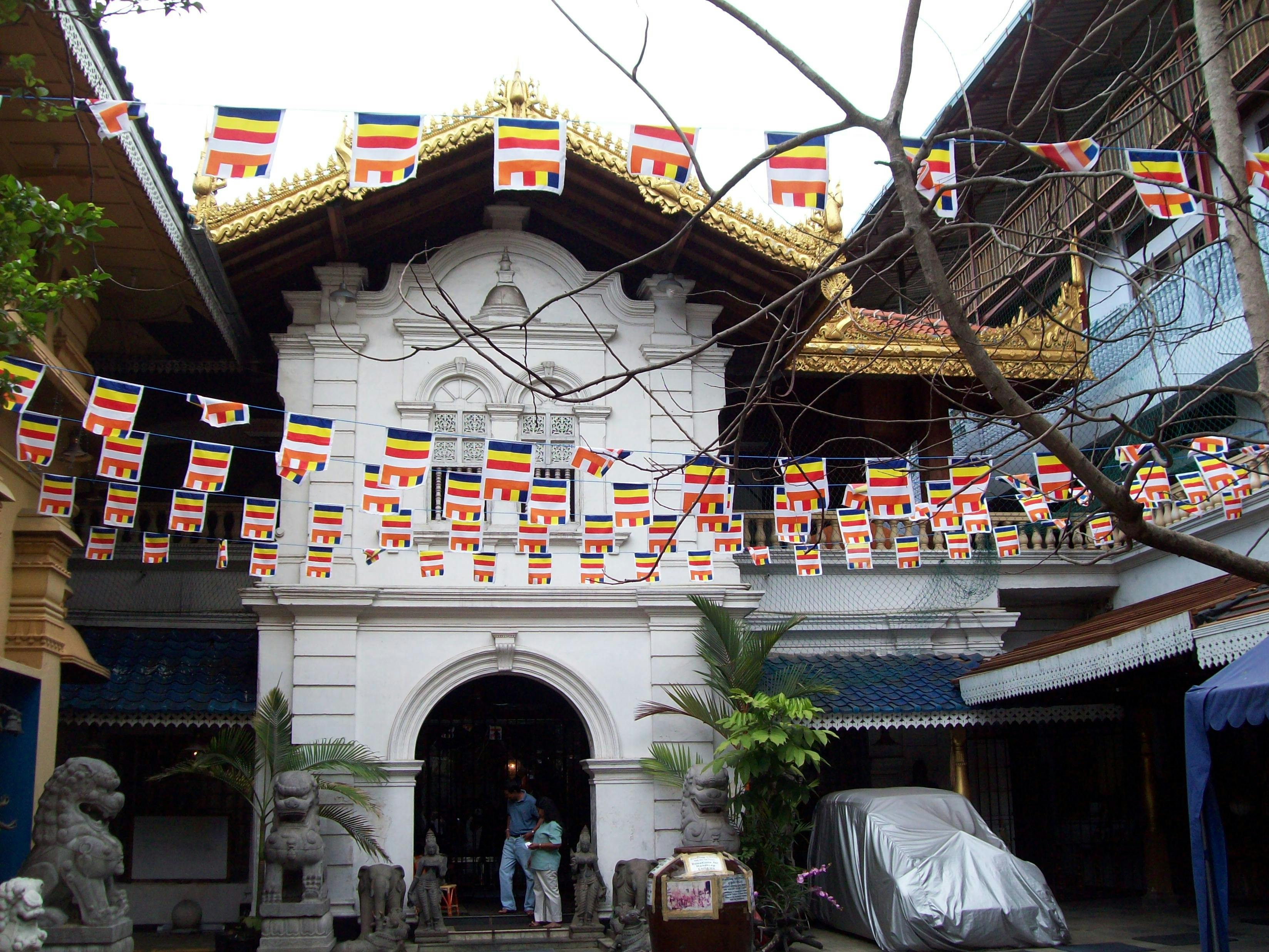 Gangaramaya Temple