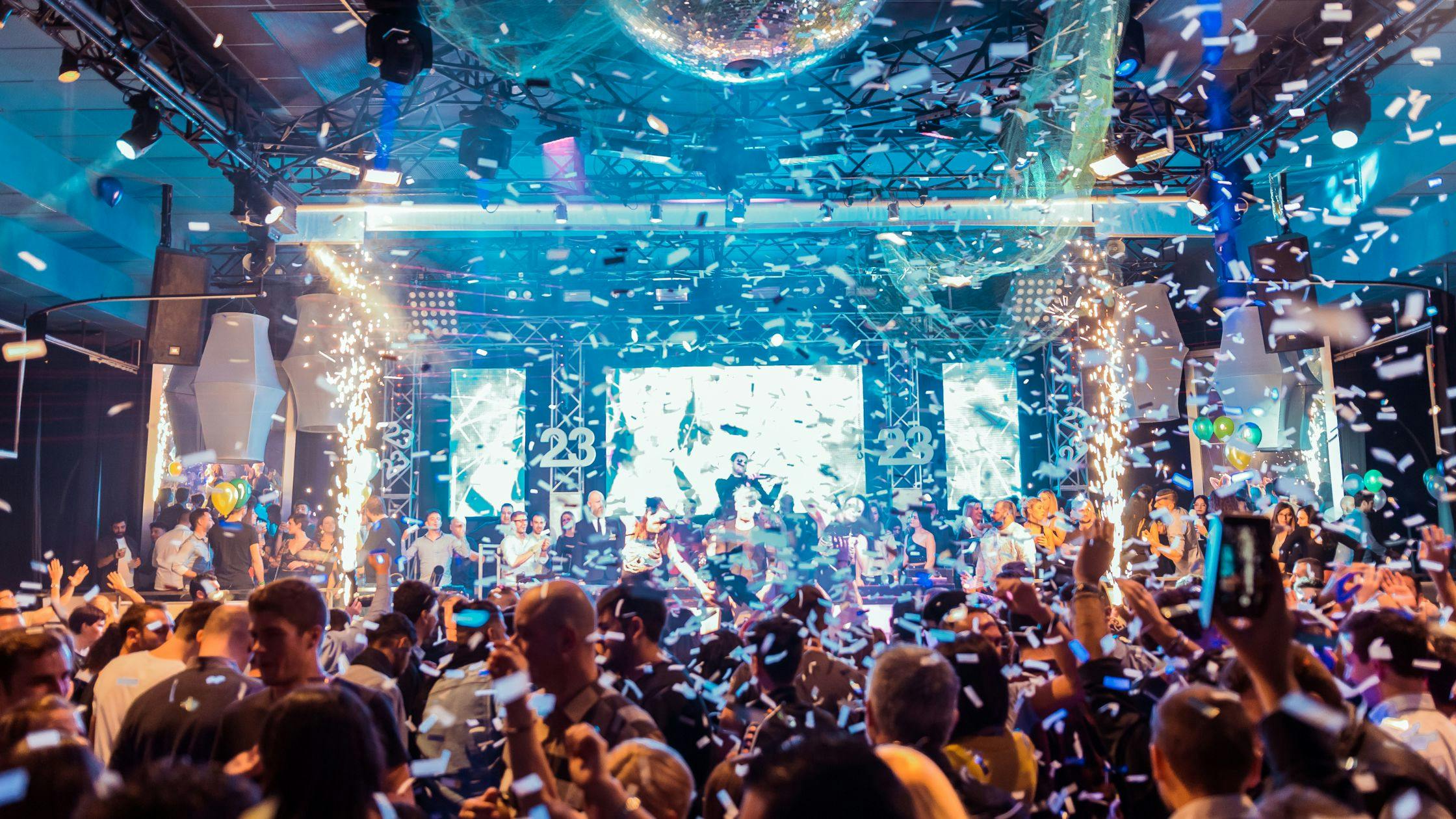 Vibrant Nightlife of Dubai