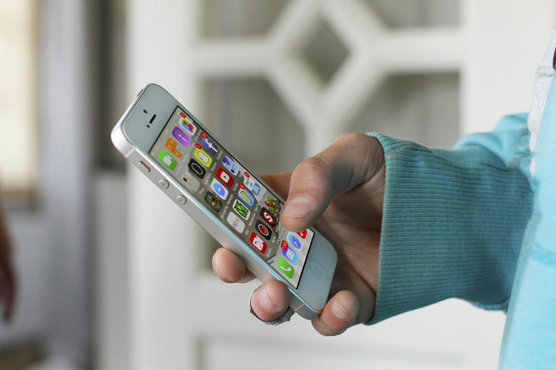Food Delivery Apps (Talabat, Deliveroo, Zomato)