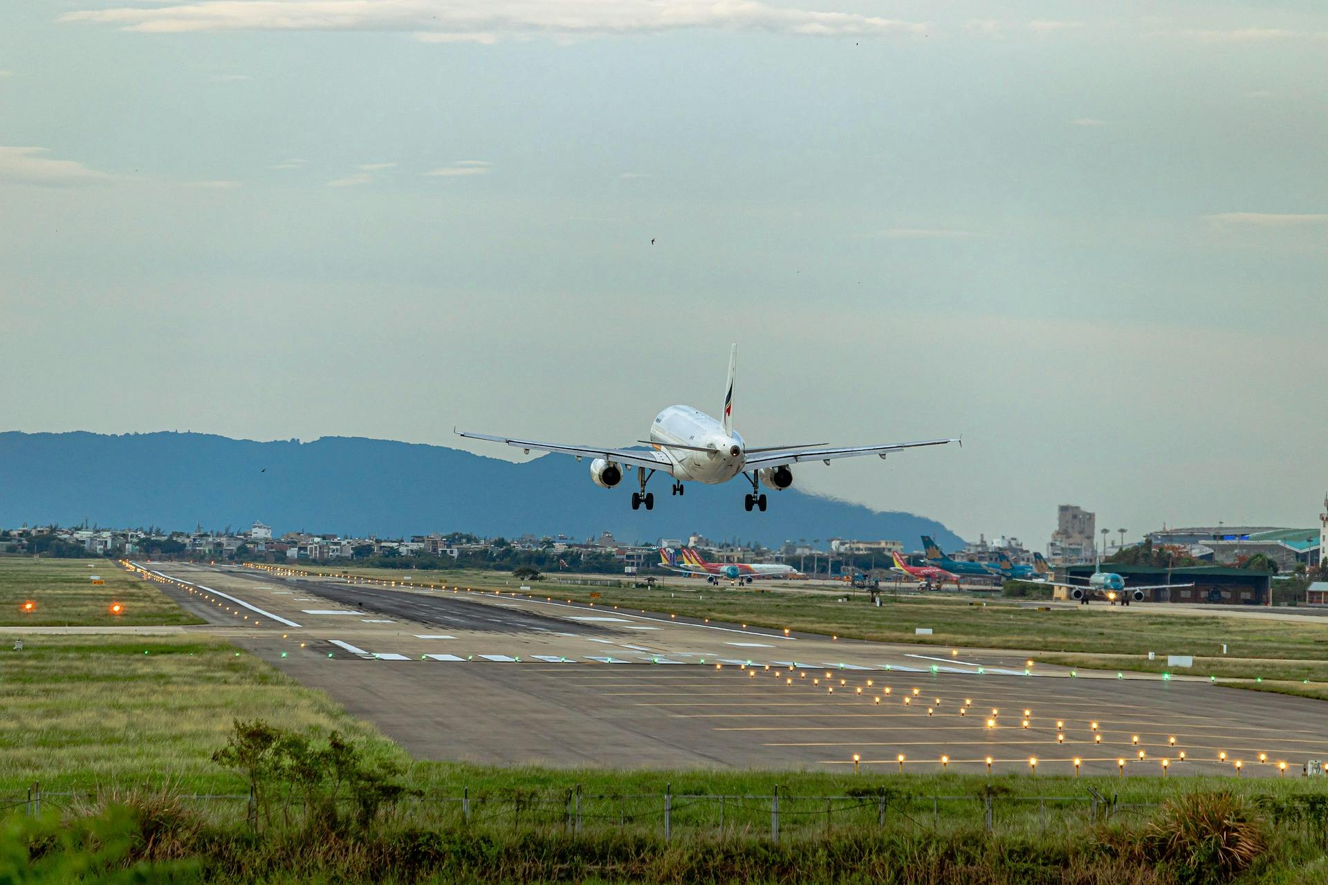 How to Reach Singapore