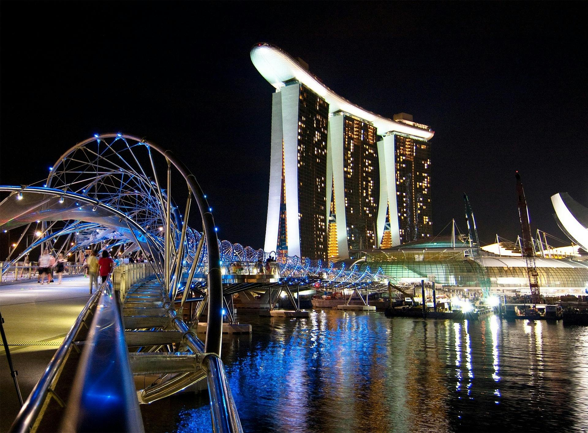 Evening at Marina Bay Sands SkyPark or Spectra Light Show