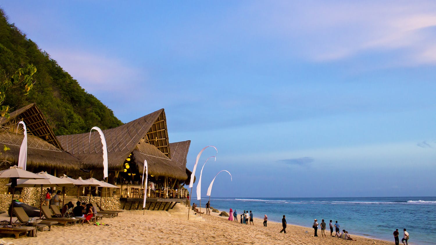 Finns Beach Club