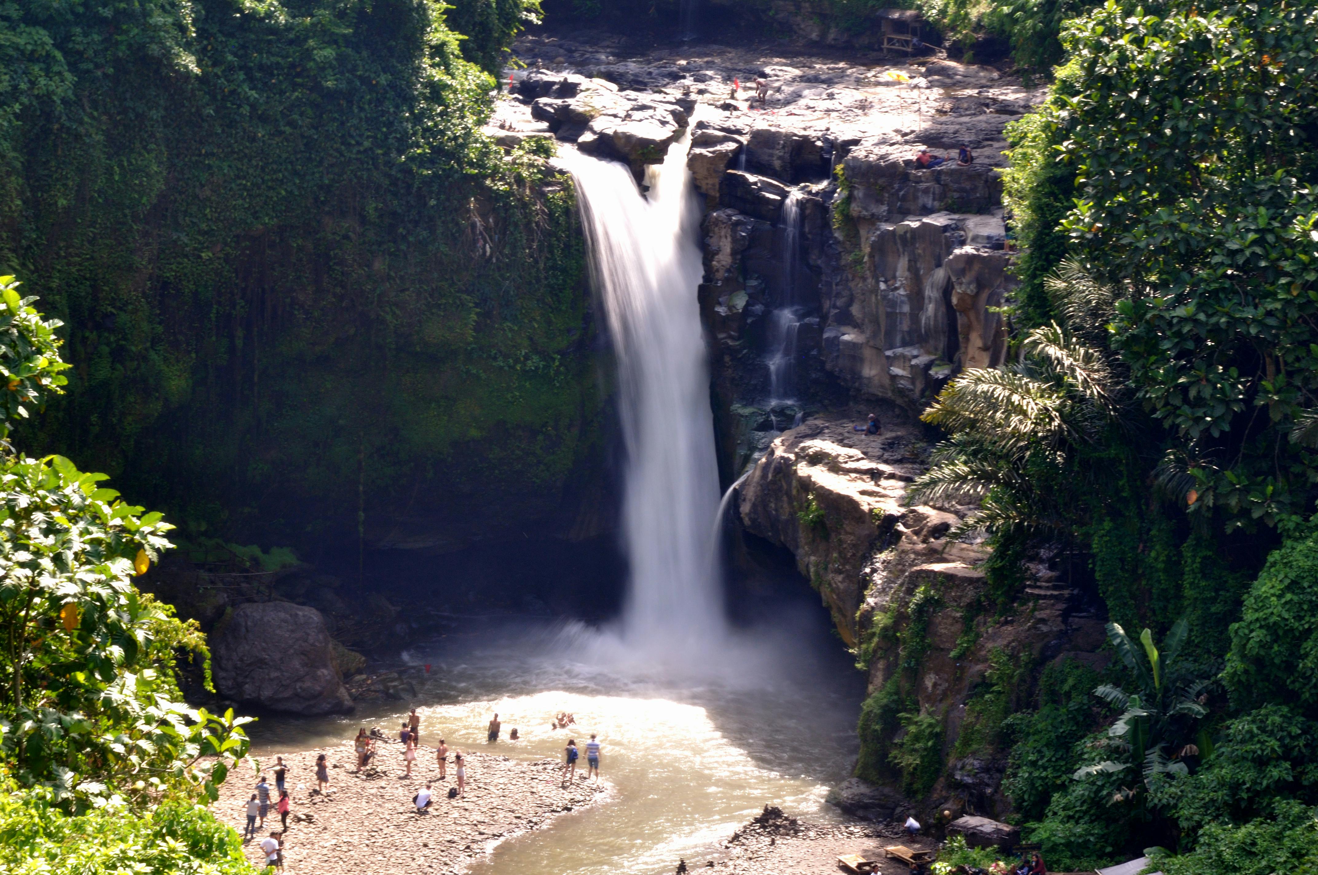 Gitgit Waterfall