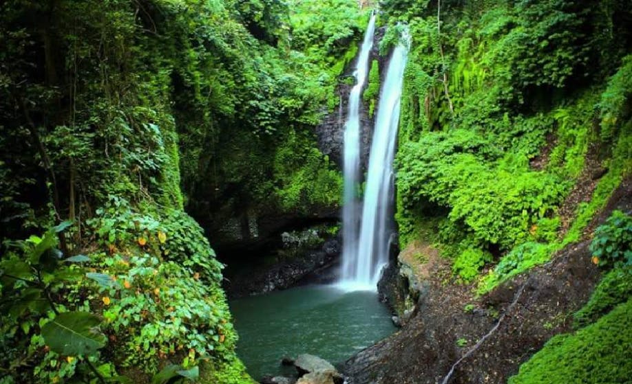Aling-Aling Waterfall
