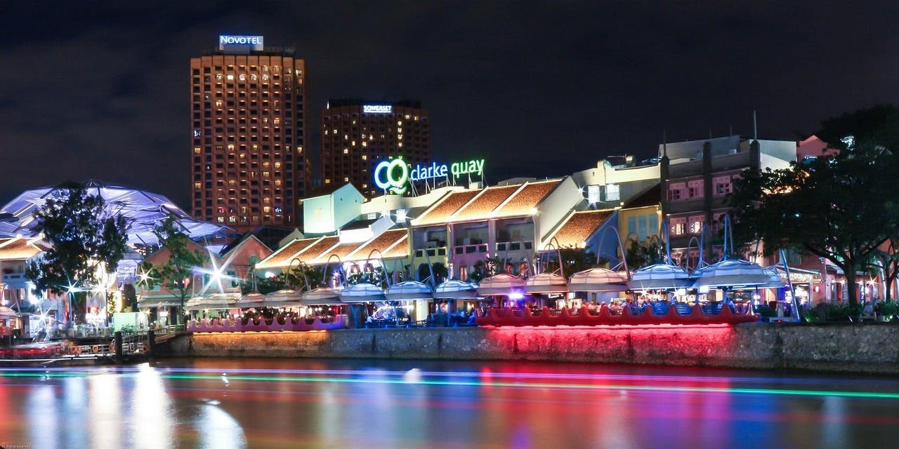 Clarke Quay & Riverside – Singapore’s Nightlife Hotspot