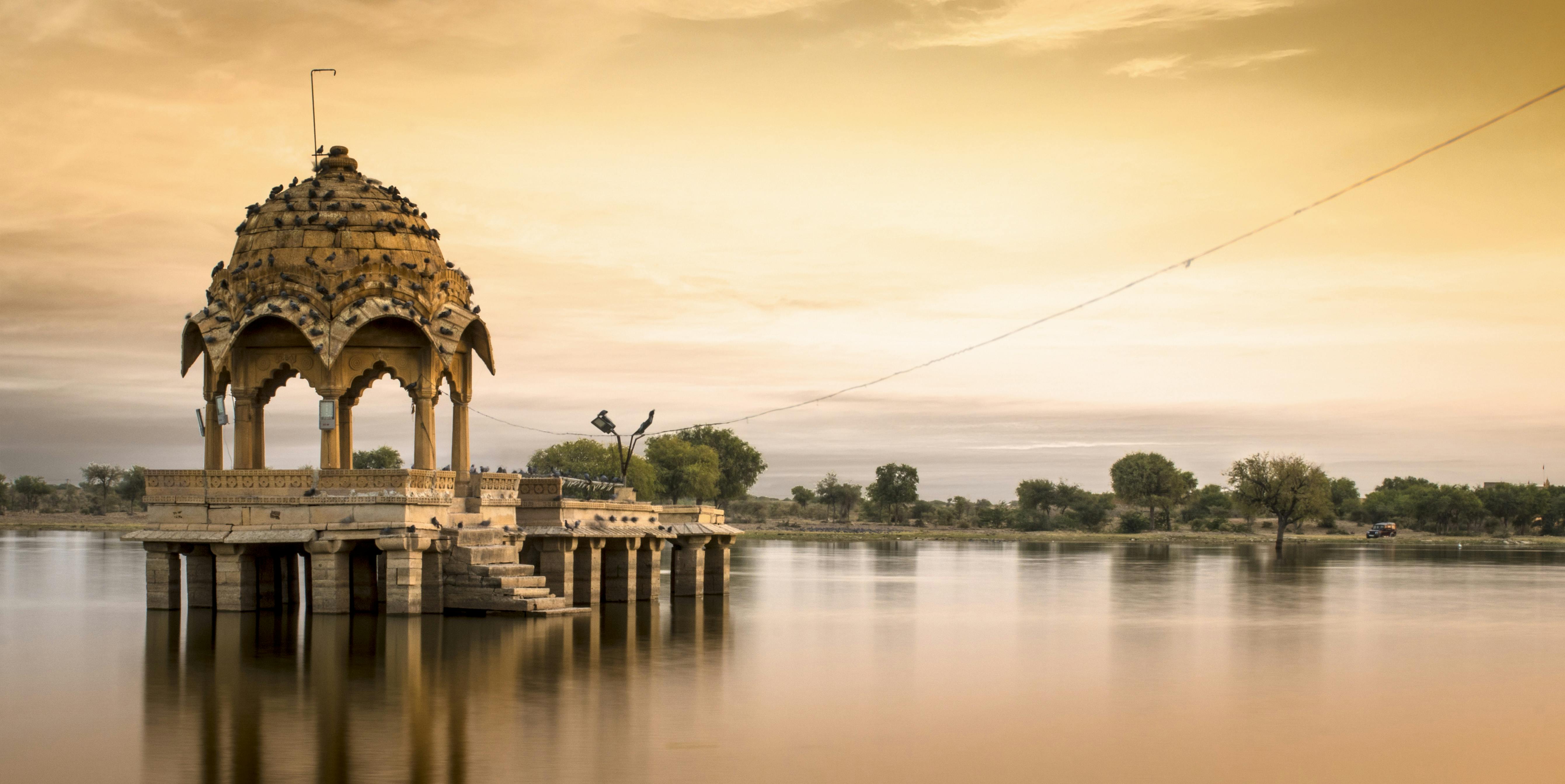 Gadisar Lake