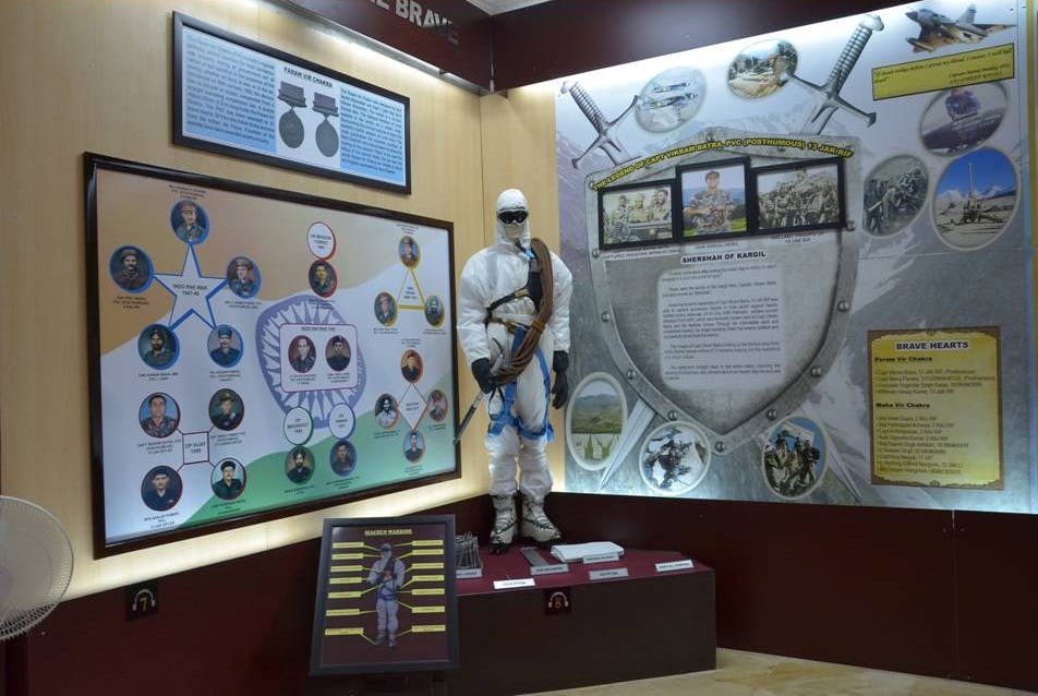 Learn at the Jaisalmer War Museum