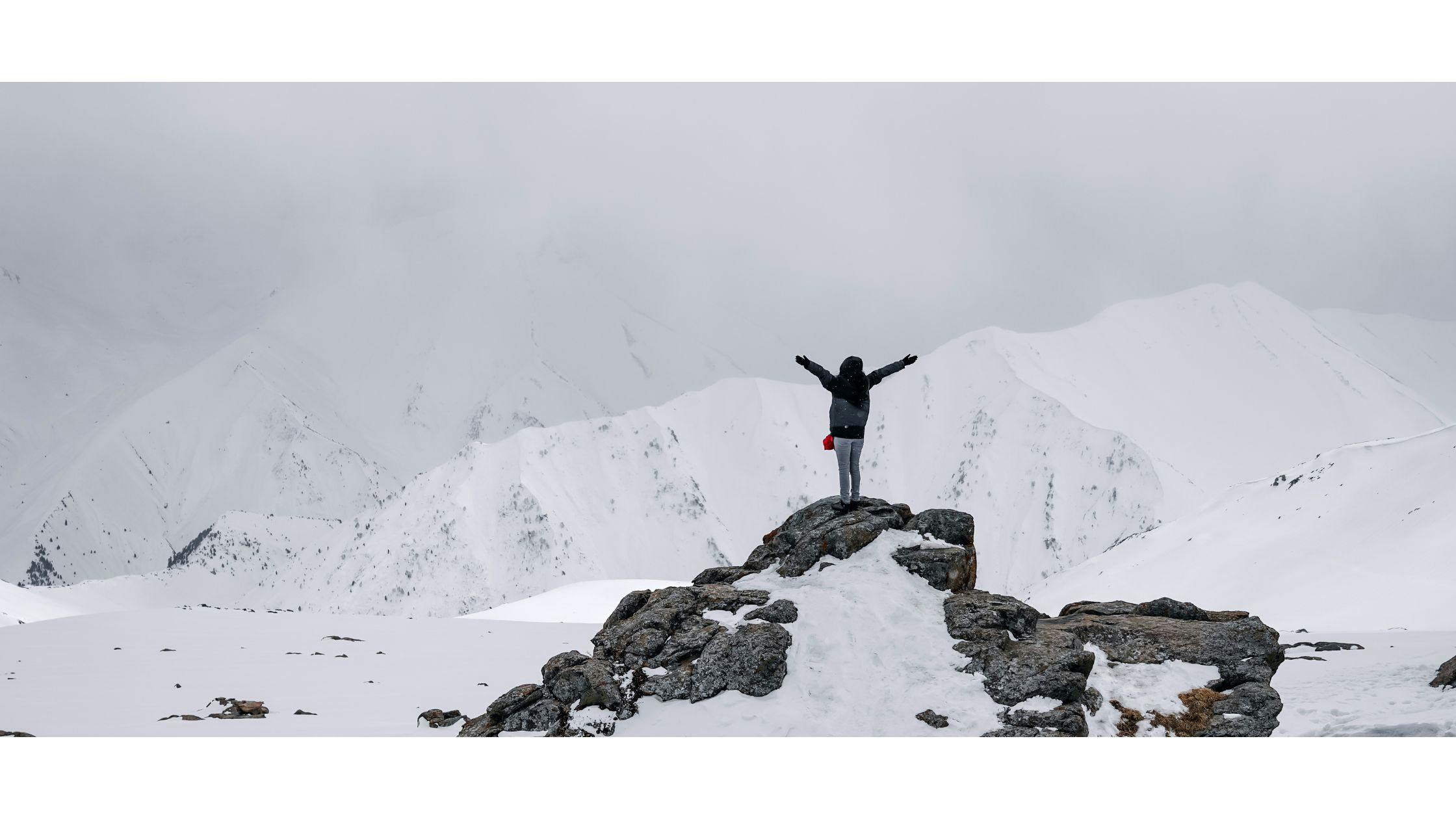 Trek to Thajiwas Glacier, Sonmarg