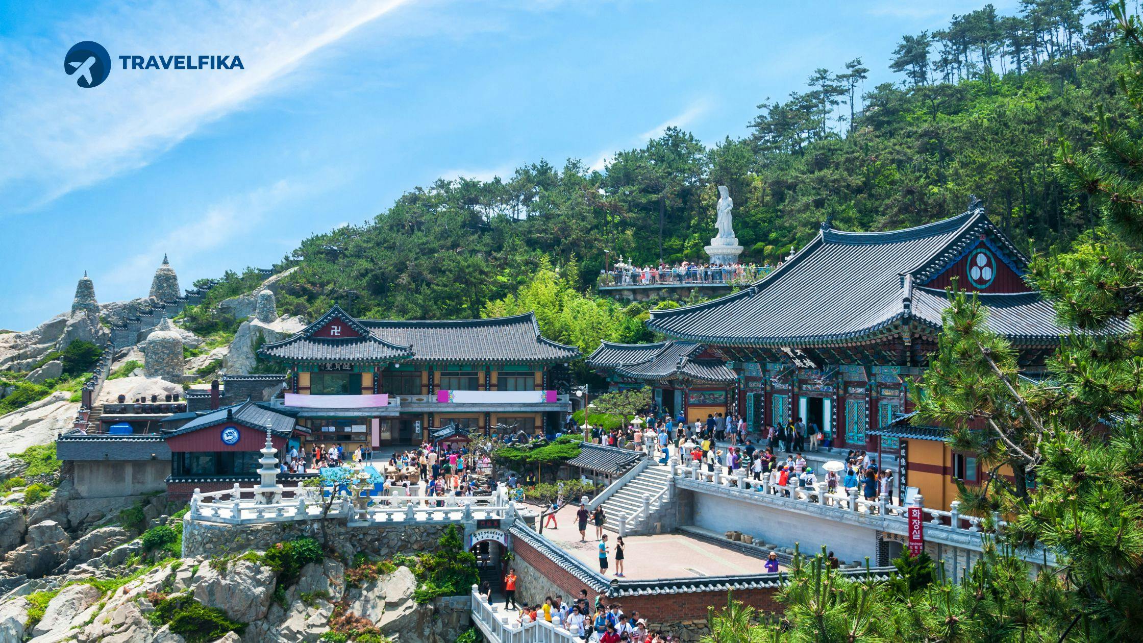 Pray by the Ocean at Haedong Yonggungsa Temple, Busan