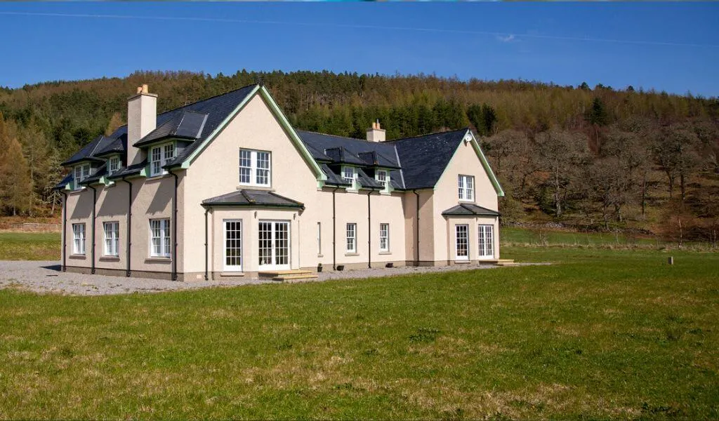 10 Stunning Scottish Airbnbs To Stay In This Christmas Travelnest